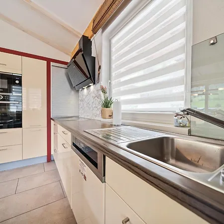 Апартаменты Tauernblick 7 By Four Seasons Капрун